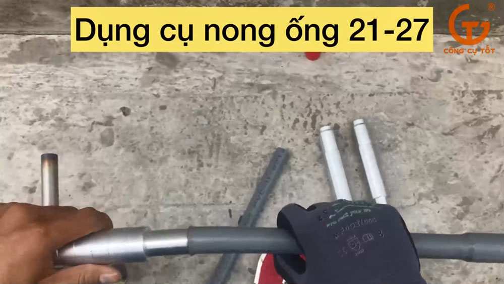 Dụng cụ nong ống nhựa được sử dụng để nong, loe, doa các loại ống nhựa