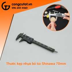 Thước kẹp nhựa bỏ túi Shinwa 70mm được sử dụng để đo chính xác kích thước các thiết bị, sản phẩm nhờ việc kẹp vào 2 đầu kẹp của thước đo