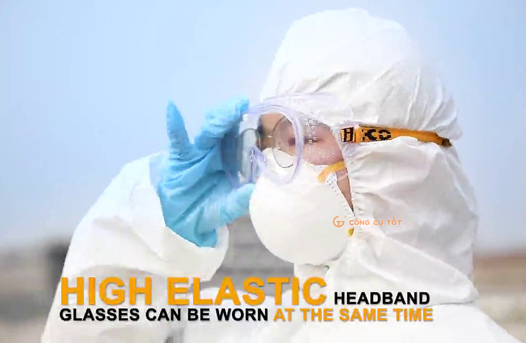 Nhân viên hóa chất đeo kính bảo hộ chống văng bắn INGCO HSG02